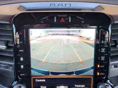2021 RAM 1500 Laramie Crew Cab 4x2 5'7" Box