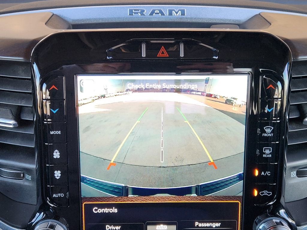 2021 RAM 1500 Laramie Crew Cab 4x2 5'7" Box