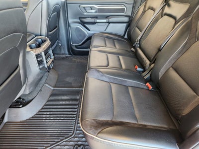 2020 RAM 1500 Laramie Crew Cab 4x4 5'7" Box