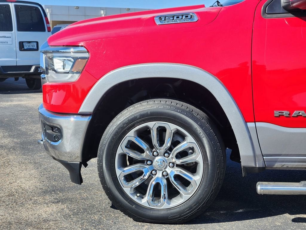 2020 RAM 1500 Laramie Crew Cab 4x4 5'7" Box