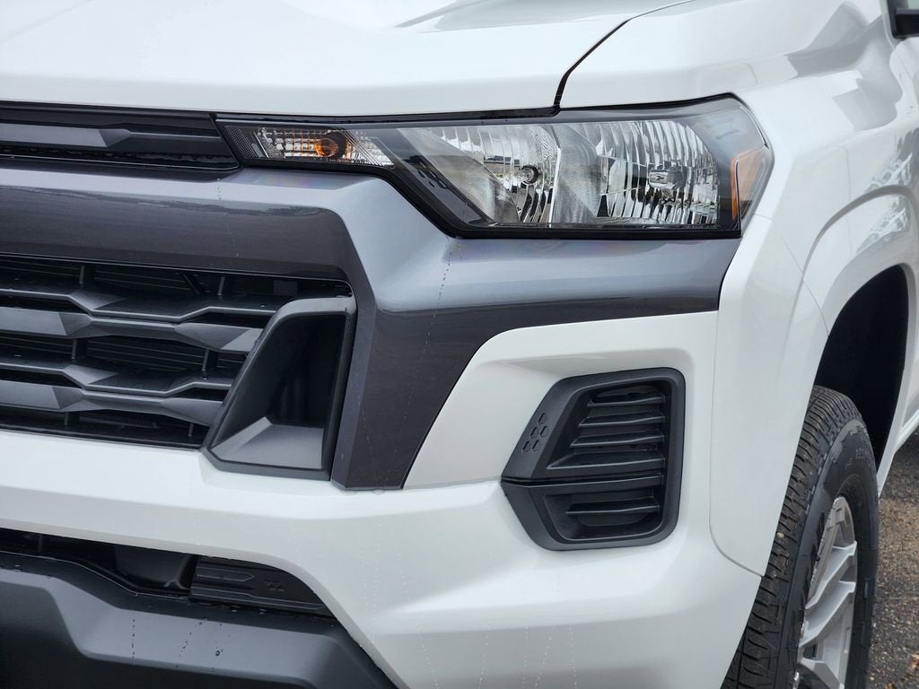 2025 Chevrolet Colorado WT/LT