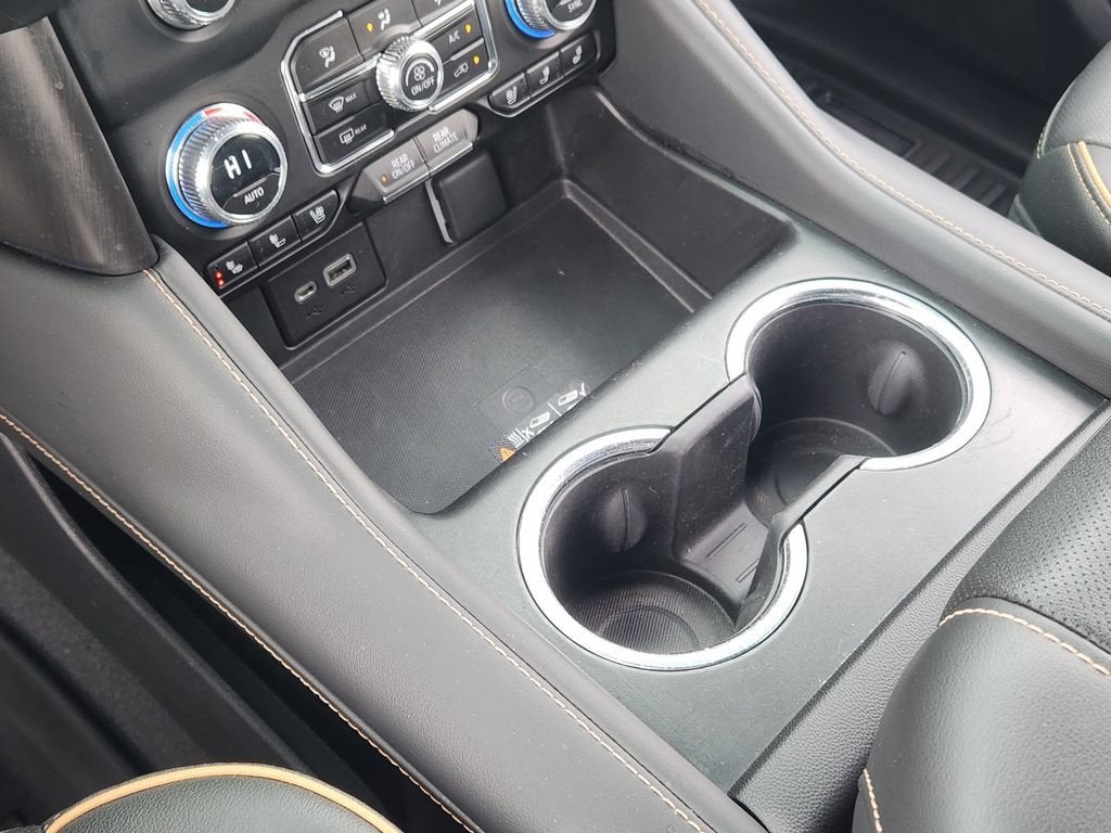 2023 GMC Yukon XL AT4