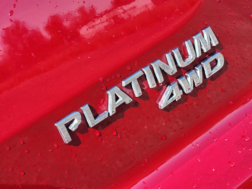 2023 Nissan Pathfinder Platinum 4WD
