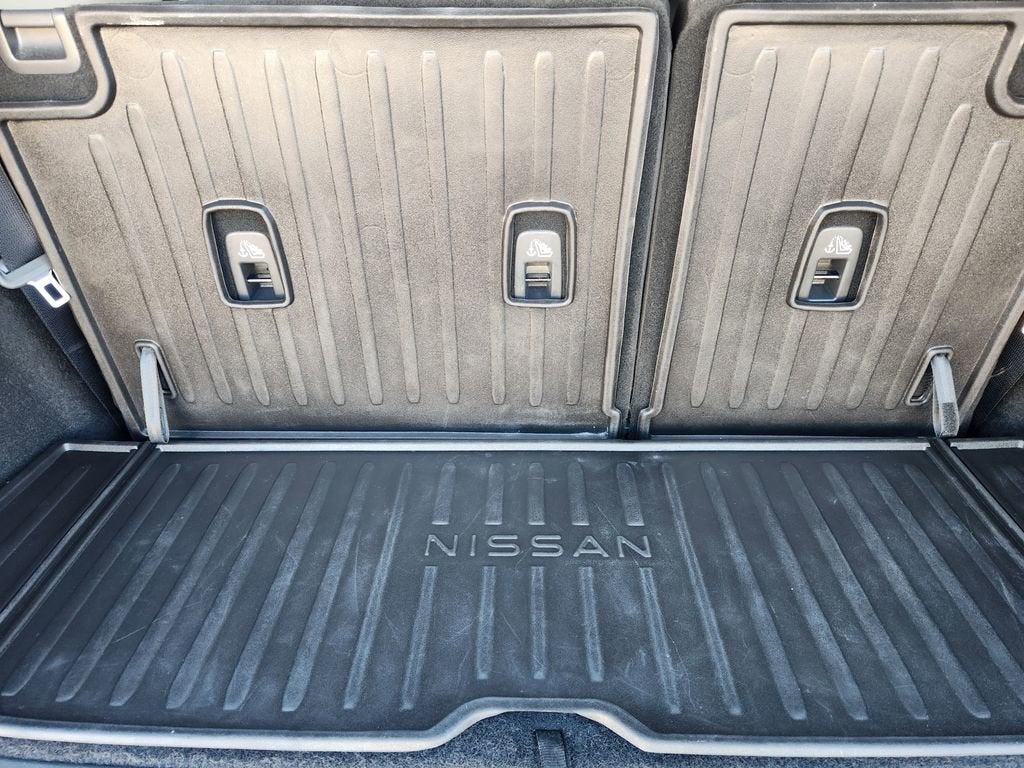 2023 Nissan Pathfinder Platinum 4WD